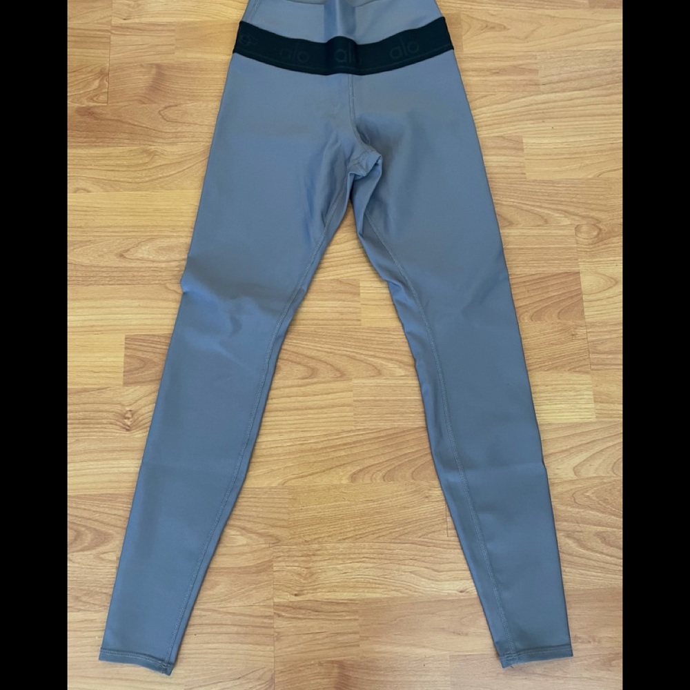 Alo highwaisted fitness leggings purple dusk/black